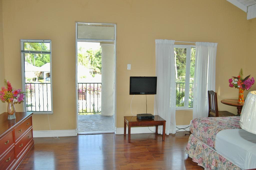 Guest House Villa Mishkan Runaway Bay Quarto foto